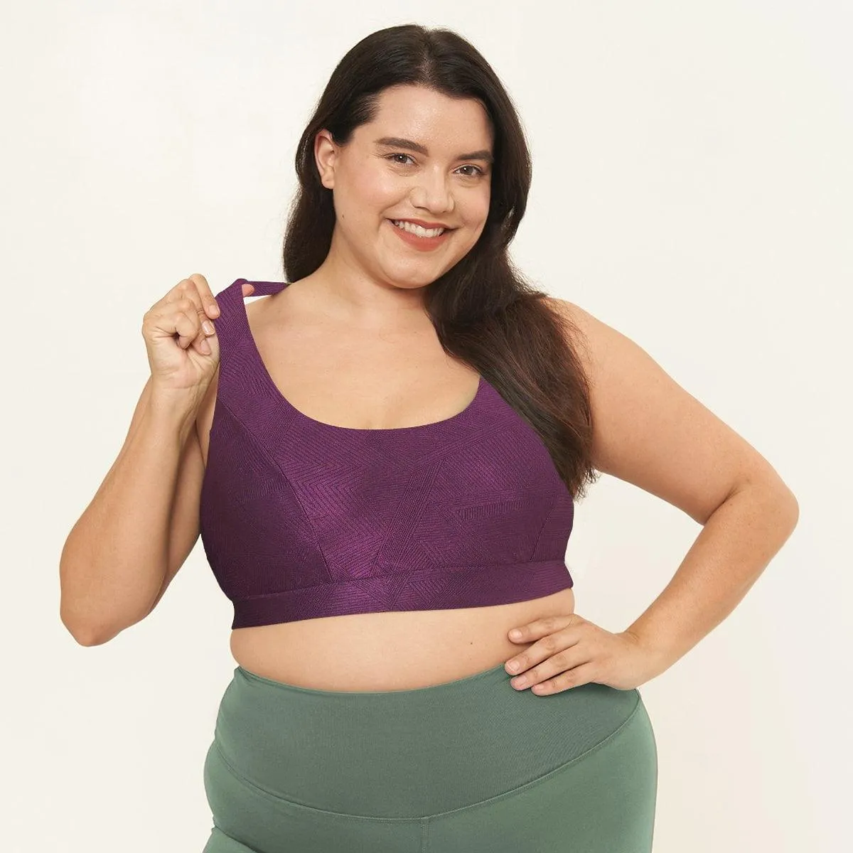Cross Back Performance Bra Top - Sangria Geo Pattern