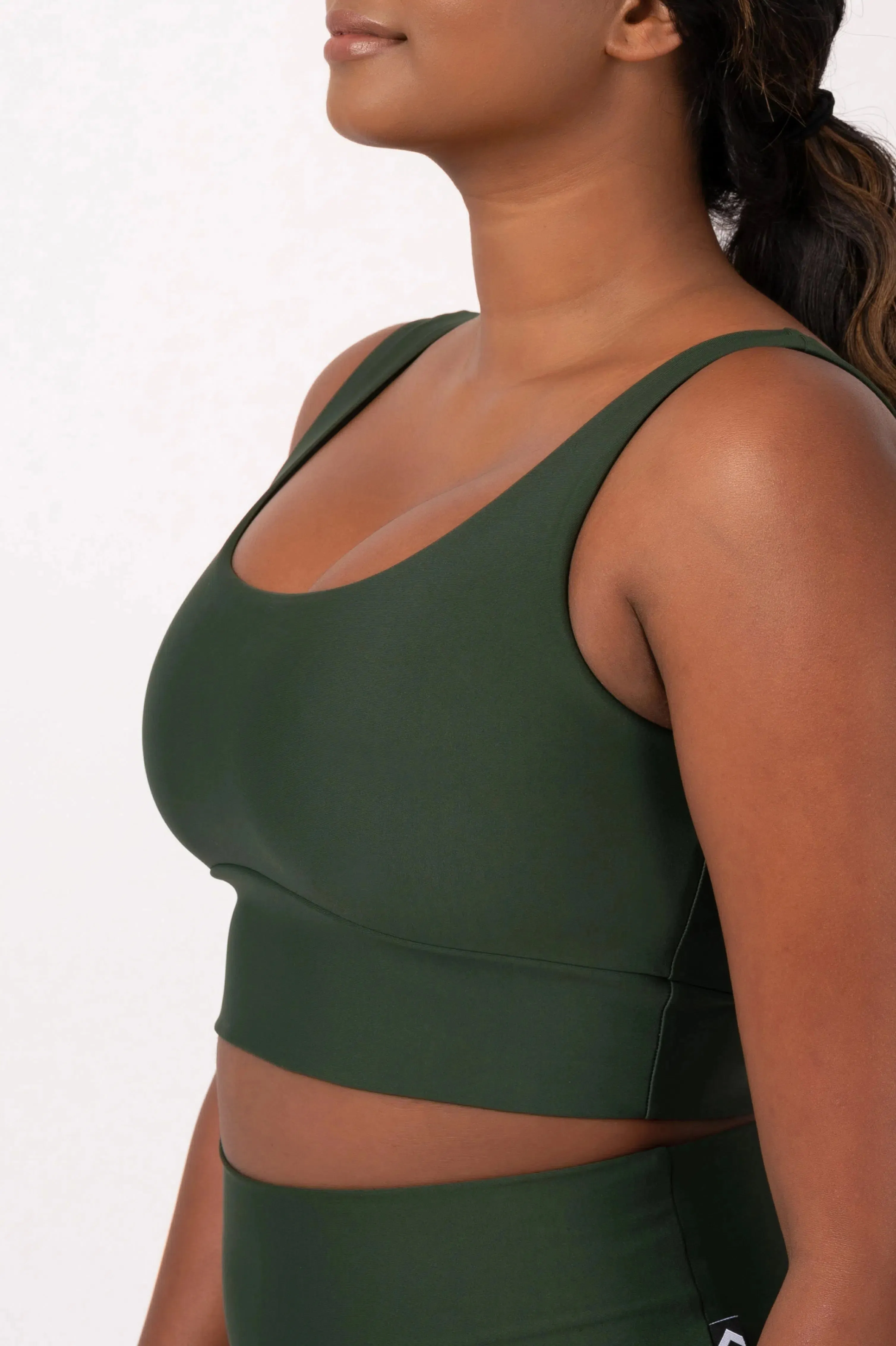 Performance Scoop Neck Comfort Crop Top - Dark Emerald